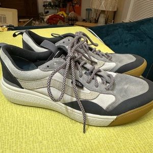 Vans EXO Ultrarange suede excellent used condition